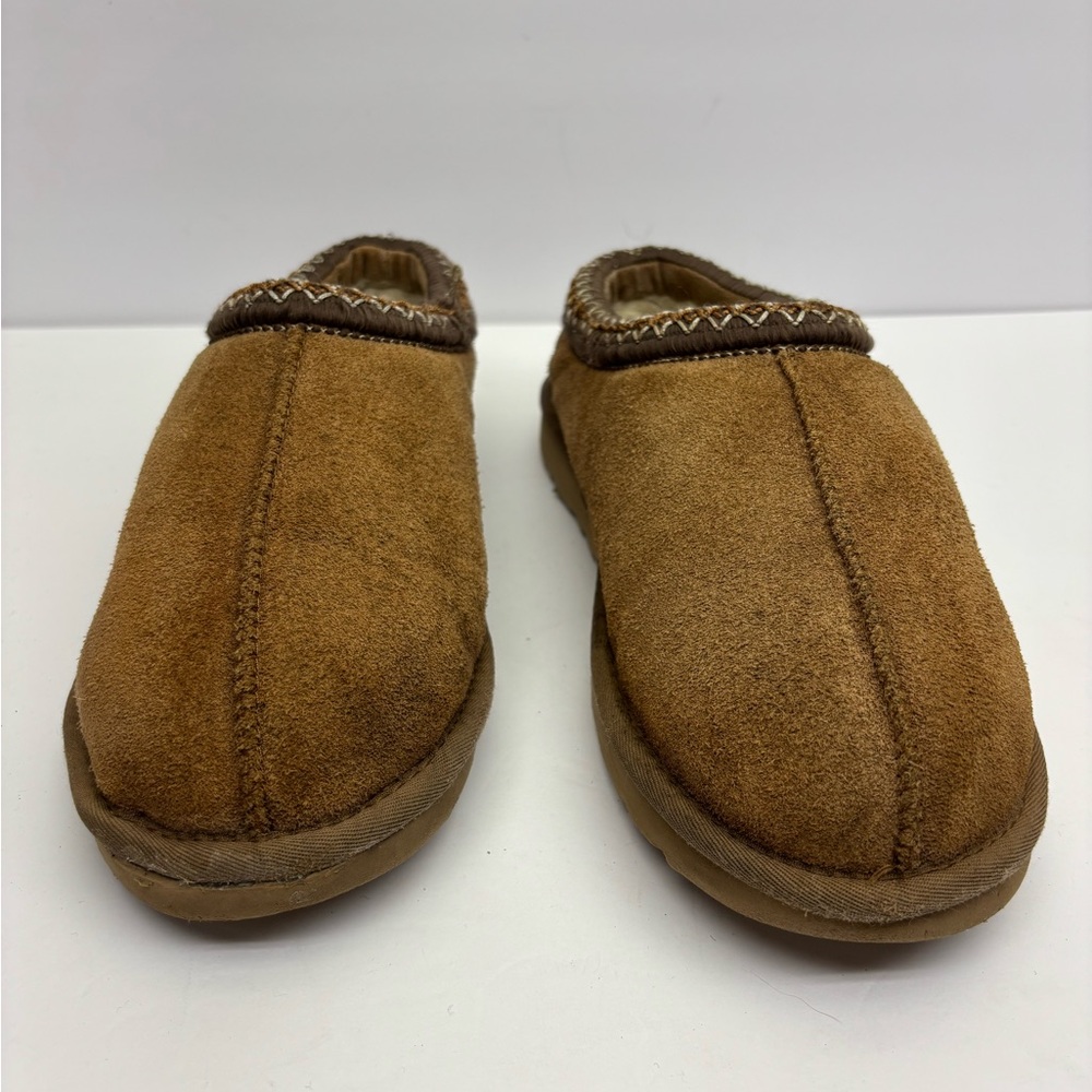 Ugg Men's Suede Slip-On Slipper - Tan, size 11, box 35
